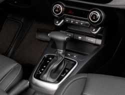 Количество продаваемых машин с «автоматом» бьет рекорды. Статистика