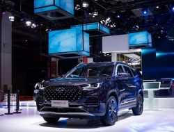 Chery хочет привезти в Россию гибридный Tiggo 8 Plus