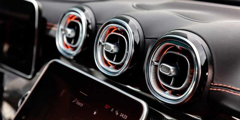 
            Mercedes назвал российскую стоимость нового C-Class
        