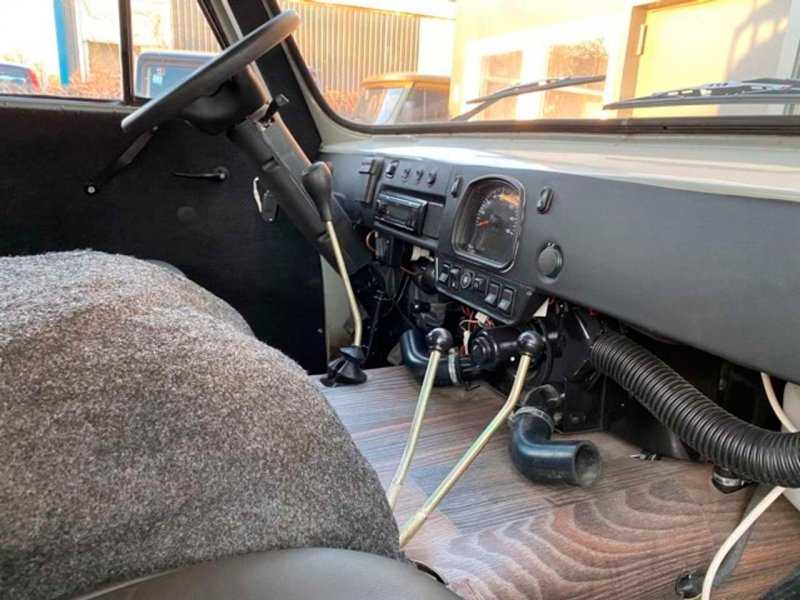 
            В Берлине выставили на продажу сверхкомфортную &laquo;Буханку&raquo; за ₽3,1 млн
        