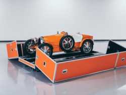 Детский автомобиль Bugatti стал официальным трансфером аэропорта Дубая