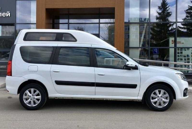 Для обновленного Lada Largus разработали вариант с высокой крышей