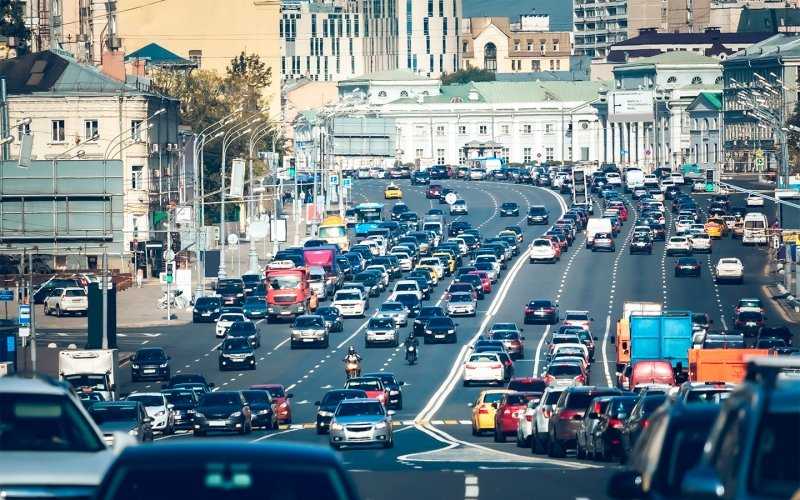 
            &laquo;Платишь, когда едешь&raquo;. Транспортный налог хотят отменить
        