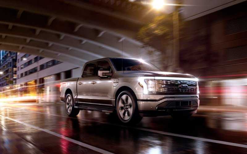 Ford представил 571-сильный электрический пикап F-150 Lightning