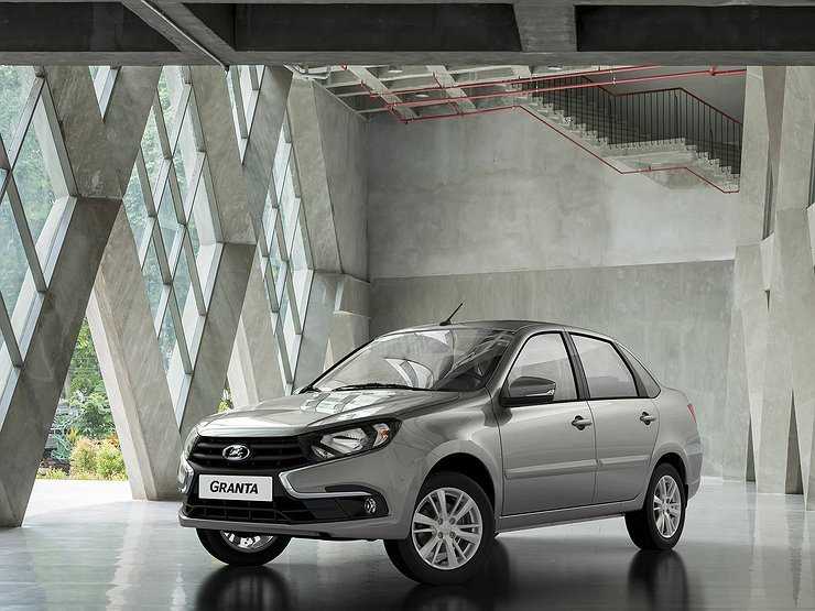 Из-за нового мотора LADA Granta начала &laquo;сильно трястись&raquo;