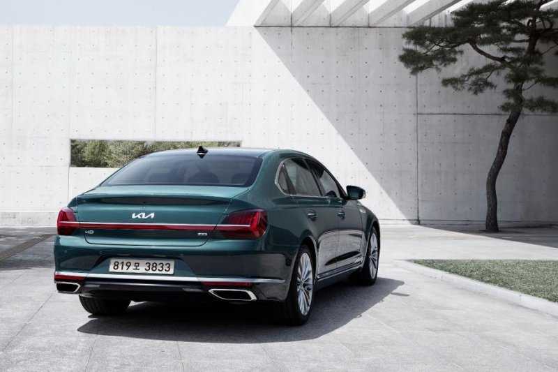 Kia K900 обновился: первые официальные фотографии