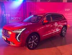 Кроссовер Haval Jolion в России: раскрыта стоимость самой доступной модели марки
