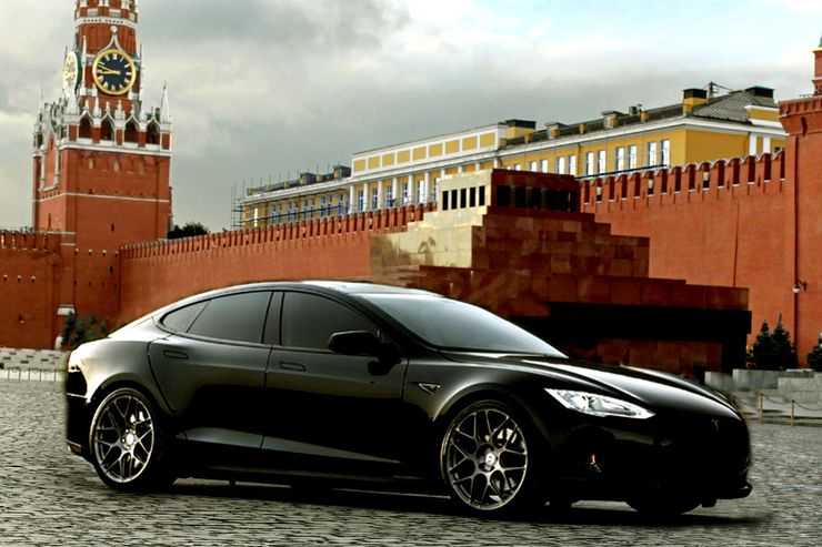 На что рассчитывает Маск, собираясь со своей Tesla в Россию