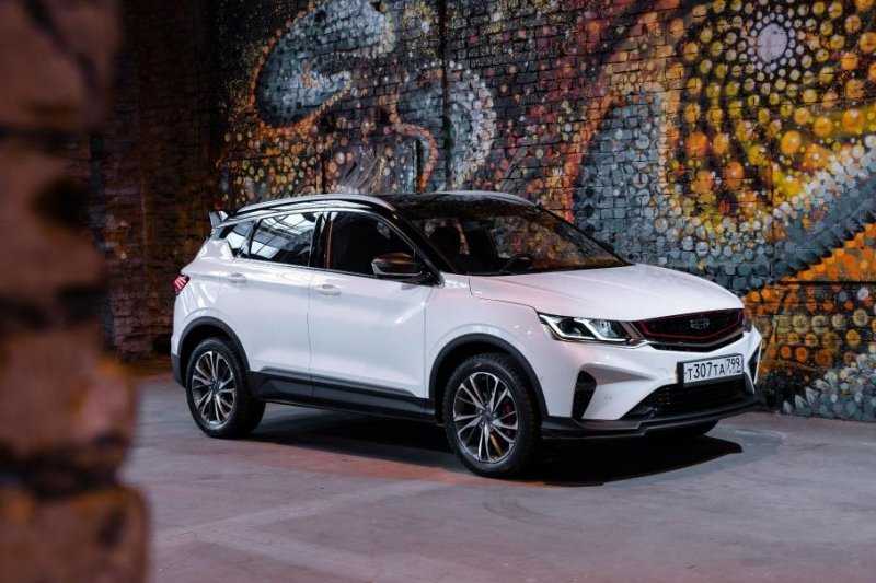 На кроссоверах Geely обнаружили проблему с топливопроводом