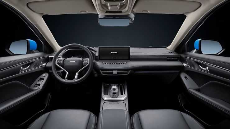 Новейший Haval Jolion приехал в Россию, чтобы убить Haval F7