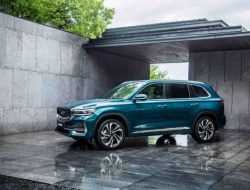 Новый кроссовер Geely, который появится в России, собрал 10 тысяч предзаказов за 48 часов