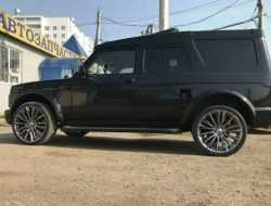 Очень брутальную бронированную «Ниву» продают за миллион рублей