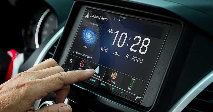 Почему сенсорные экраны в современных машинах &mdash; зло