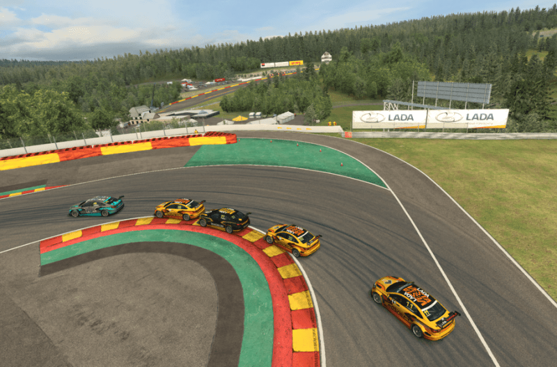 Подведены итоги второго этапа виртуальных гонок на Lada Vesta