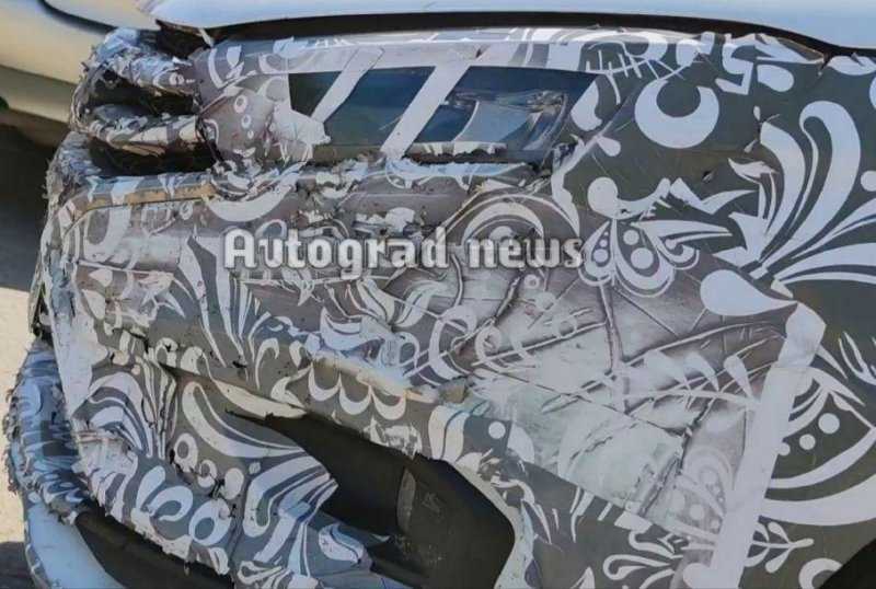 Появились фотографии обновленной Lada Vesta в начальной комплектации