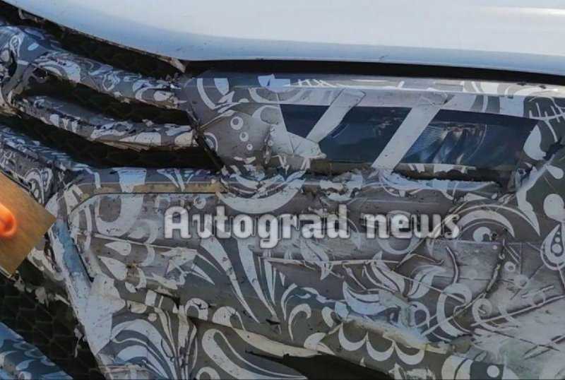 Появились фотографии обновленной Lada Vesta в начальной комплектации