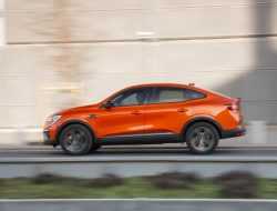 Посмотрите, как Renault Arkana блестяще проходит «лосиный тест»