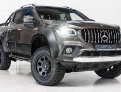 Посмотрите на шестиколесный пикап Mercedes-Benz X-Class