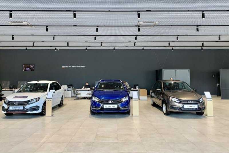 Продажи новых машин в России выросли на 290 процентов по сравнению с &laquo;черным апрелем&raquo; 2020 года