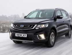 С российского рынка уберут популярный кроссовер Geely