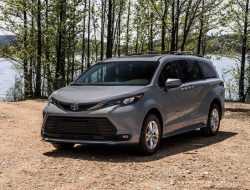 Toyota выпустила минивэн для любителей активного отдыха