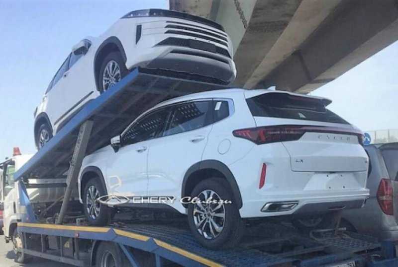 В России впервые заметили новый компактный кроссовер CheryExeed