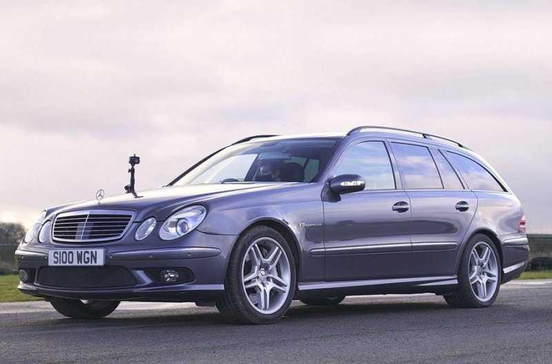 Видео: BMW M5 V10, Mercedes-Benz E 55 AMG и Audi RS6 сразились в дрэге