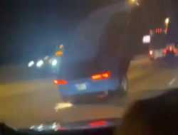 Видео: Toyota наткнулась на покрышку от фуры и взлетела в воздух