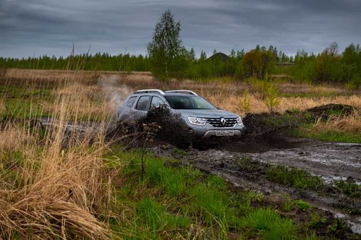 Жара в &laquo;коробке&raquo;: тест-драйв Renault Duster с вариатором