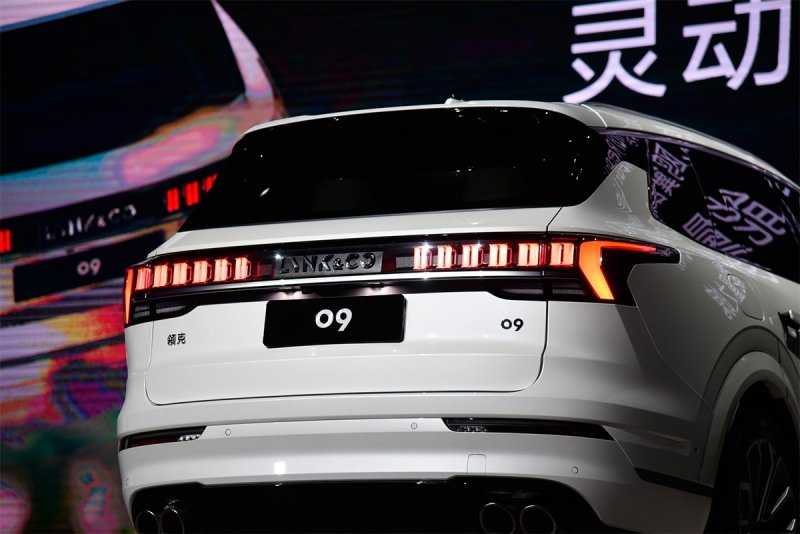 
            Китайский Lynk & Co представил флагманский кроссовер на базе Volvo
        