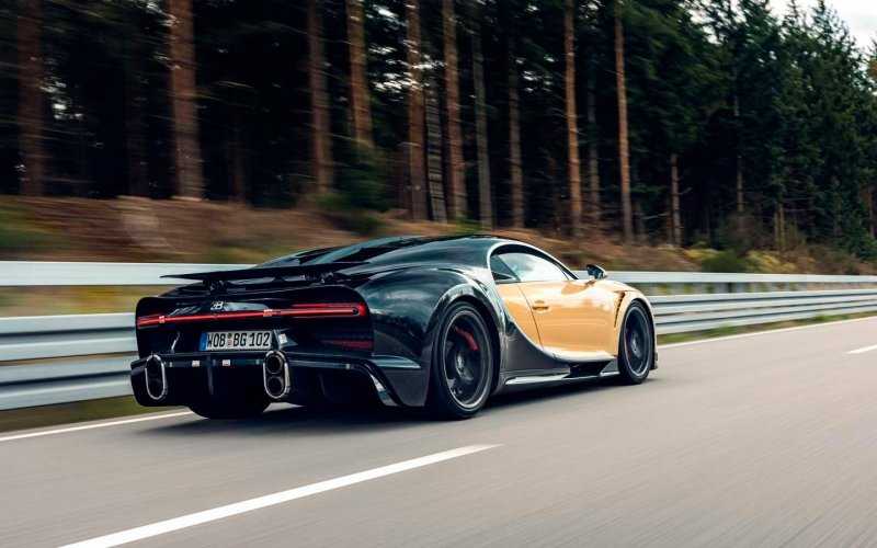 
            Bugatti разогнала новую версию Chiron до 440 км/ч во время тестов
        