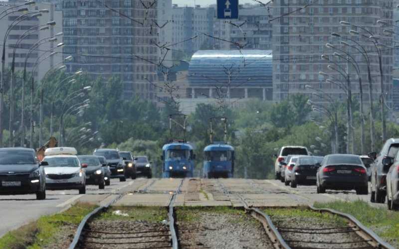 
            Водителям рассказали о лайфхаках, которые помогут при езде в жару
        