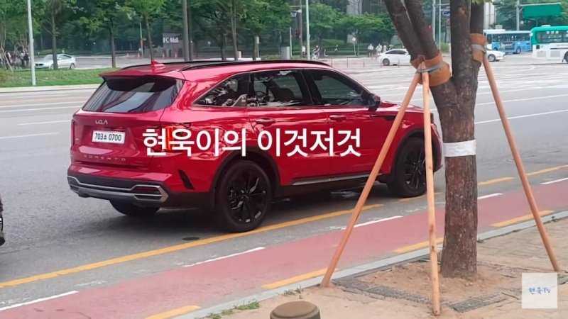 
            Kia Sorento получил новую фирменную эмблему
        