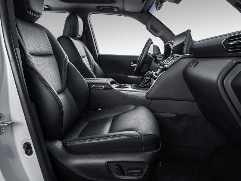 
            Toyota Land Cruiser 300: ответы на главные вопросы о новинке
        