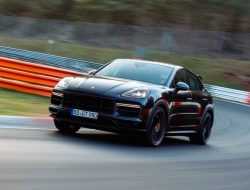 Новый Porsche Cayenne Coupe стал быстрейшим кроссовером на Нюрбургринге