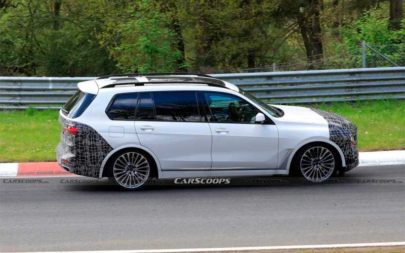 
            BMW испытала обновленный кроссовер X7 на Нюрбургринге. Фото
        