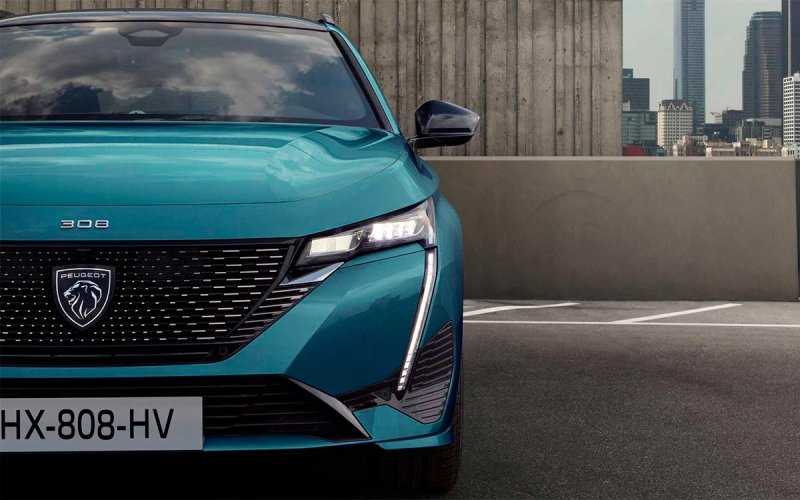 
            Peugeot представил новый универсал 308 SW
        