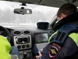 Скрытым патрулям разрешат фиксировать разговоры по телефону