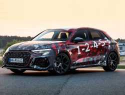 Audi рассказала о новом спортивном хэтчбеке и седане RS3