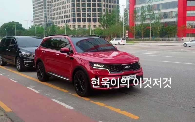 
            Kia Sorento получил новую фирменную эмблему
        