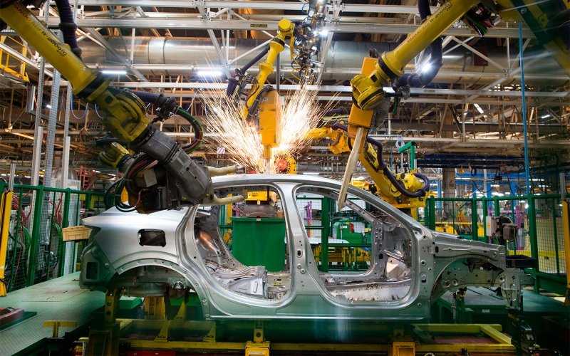 
            Автомобили Renault будут производить в Тольятти
        