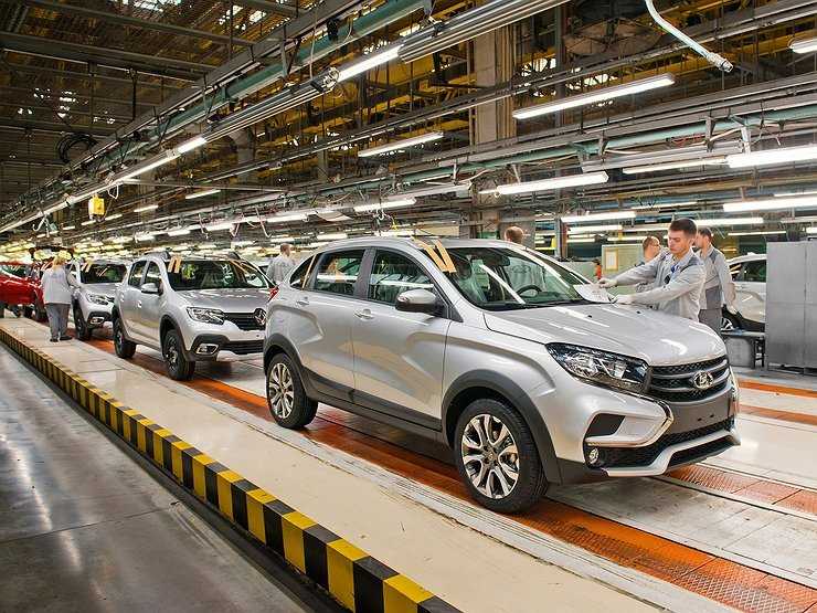 АВТОВАЗ решил, что автомобили LADA должны стоить дороже миллиона рублей