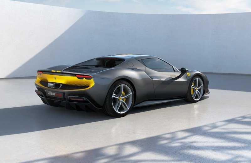 
            Ferrari выпустила 830-сильный гибрид с мотором V6
        