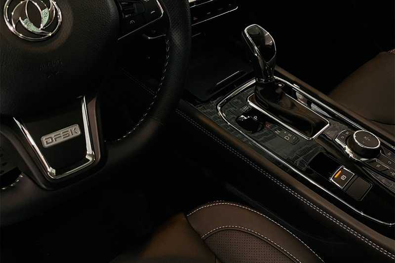 Dongfeng привез в Россию кроссовер DFM 580 с турбомотором и вариатором