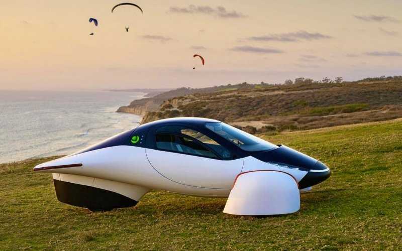 
            Электрокар на солнечных батареях с запасом хода 1600 км показали на видео
        