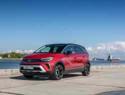 Чем меньше, тем больше: первый тест-драйв нового кроссовера Opel Crossland