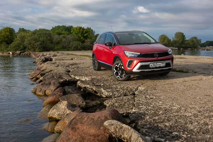 Чем меньше, тем больше: первый тест-драйв нового кроссовера Opel Crossland