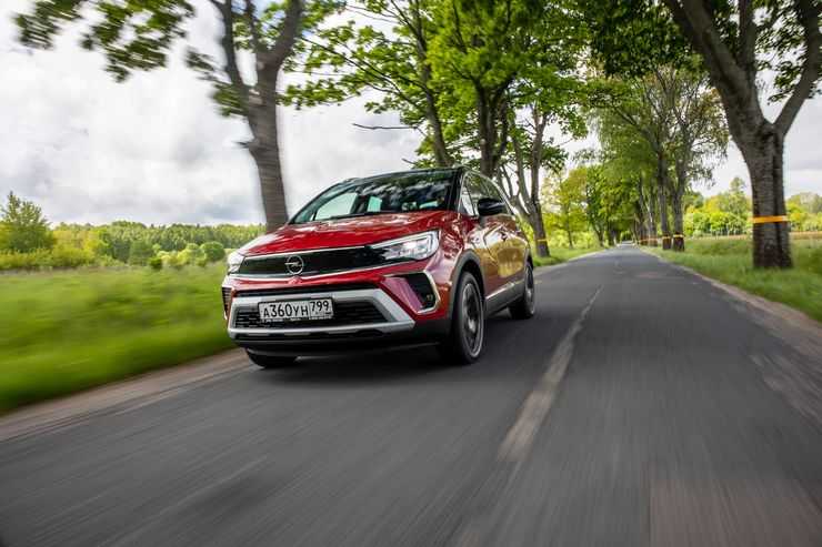 Чем меньше, тем больше: первый тест-драйв нового кроссовера Opel Crossland