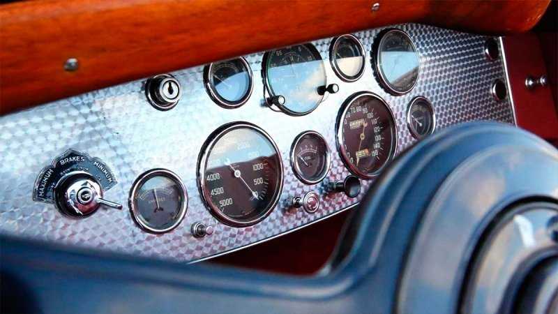 
            Редкий кабриолет 1935 года продали на аукционе за ₽96 млн. Фото
        