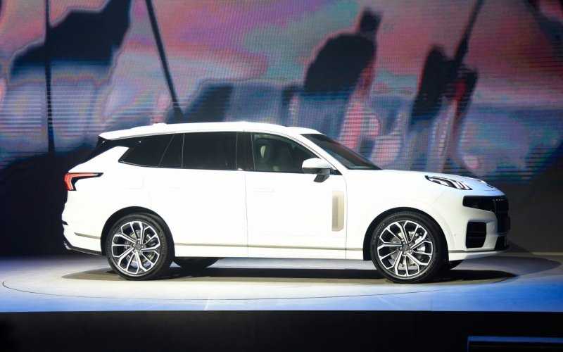 
            Китайский Lynk & Co представил флагманский кроссовер на базе Volvo
        